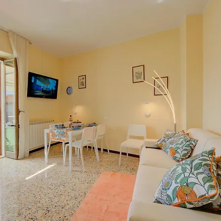 Apartment Gemma -hilly Area- Relax With View Lake - Happy Toscolano Maderno